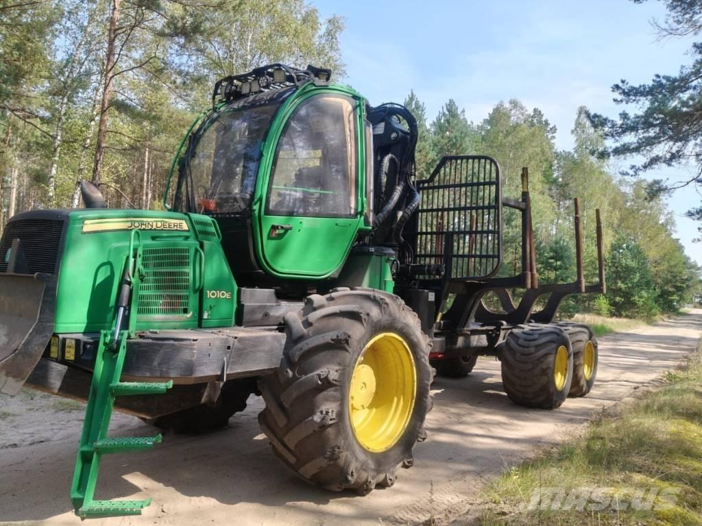 John Deere 1010 E Uitrijwagens