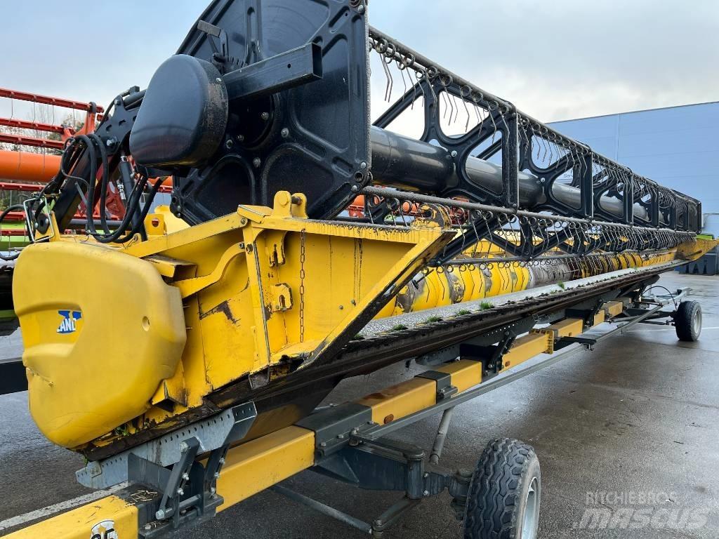 New Holland CR 9.90 Maaidorsmachines