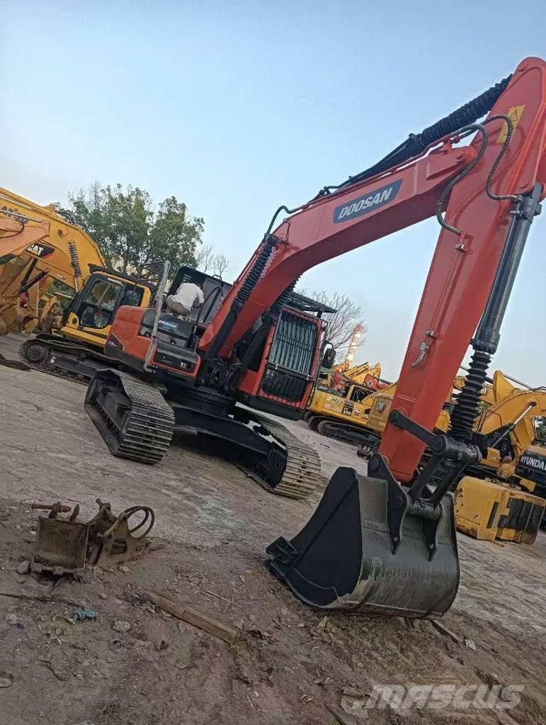 Doosan DX 225LC-9c Rupsgraafmachines