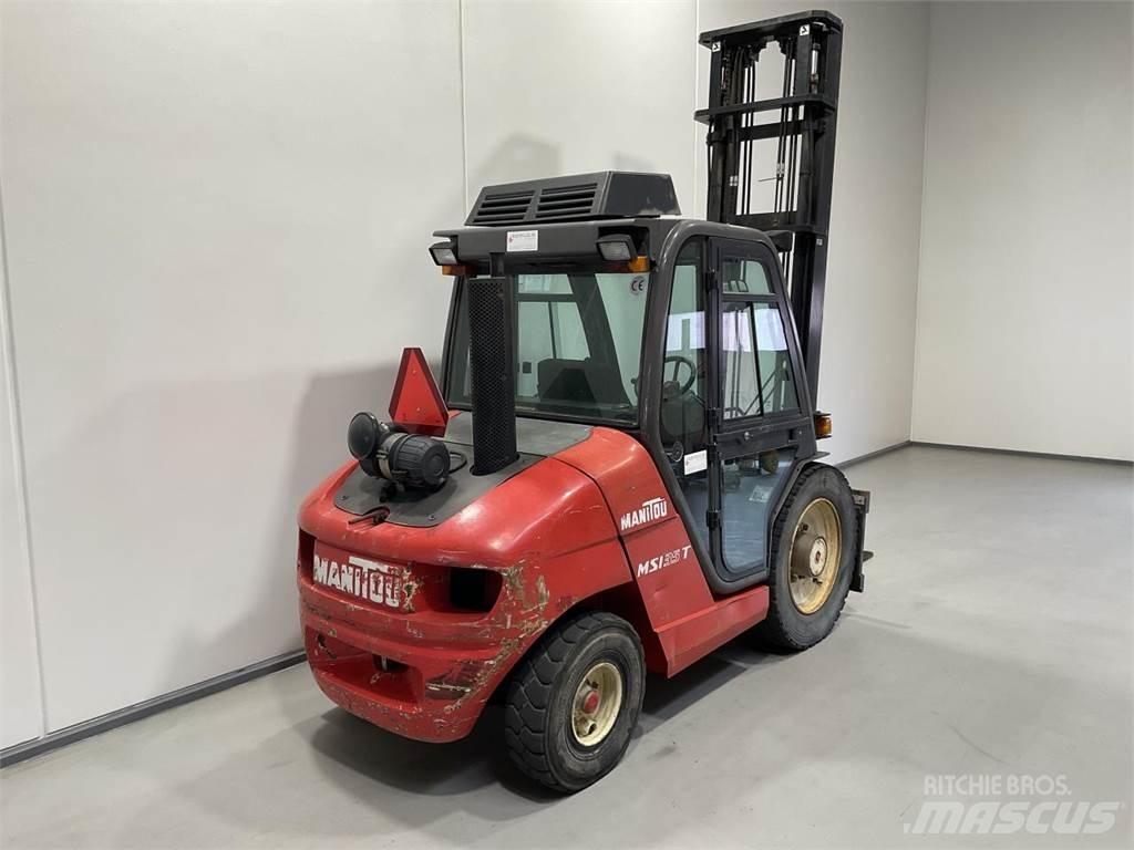 Manitou MSI 35T Vorkheftruck voor zwaar terrein