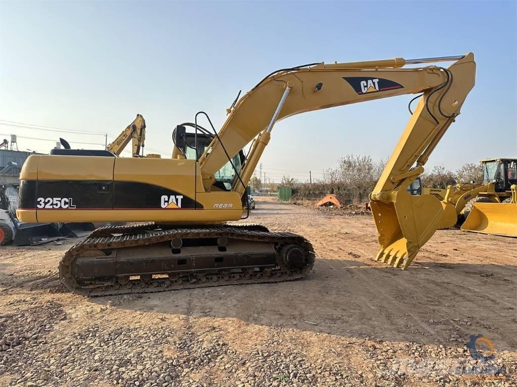 CAT 325 C Rupsgraafmachines