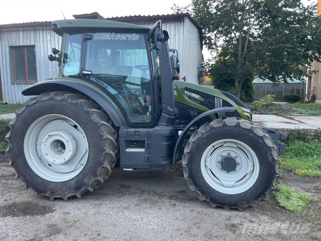 Valtra G 135 Tractoren