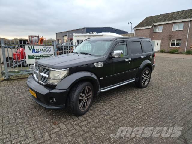 Dodge Nitro Auto's