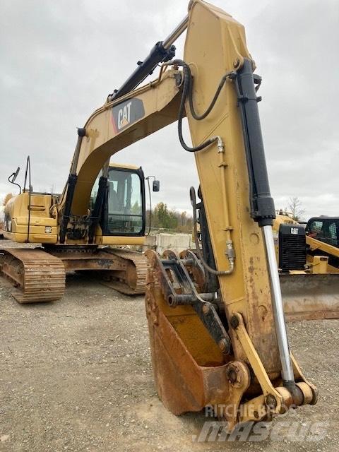 CAT 320 D L Rupsgraafmachines
