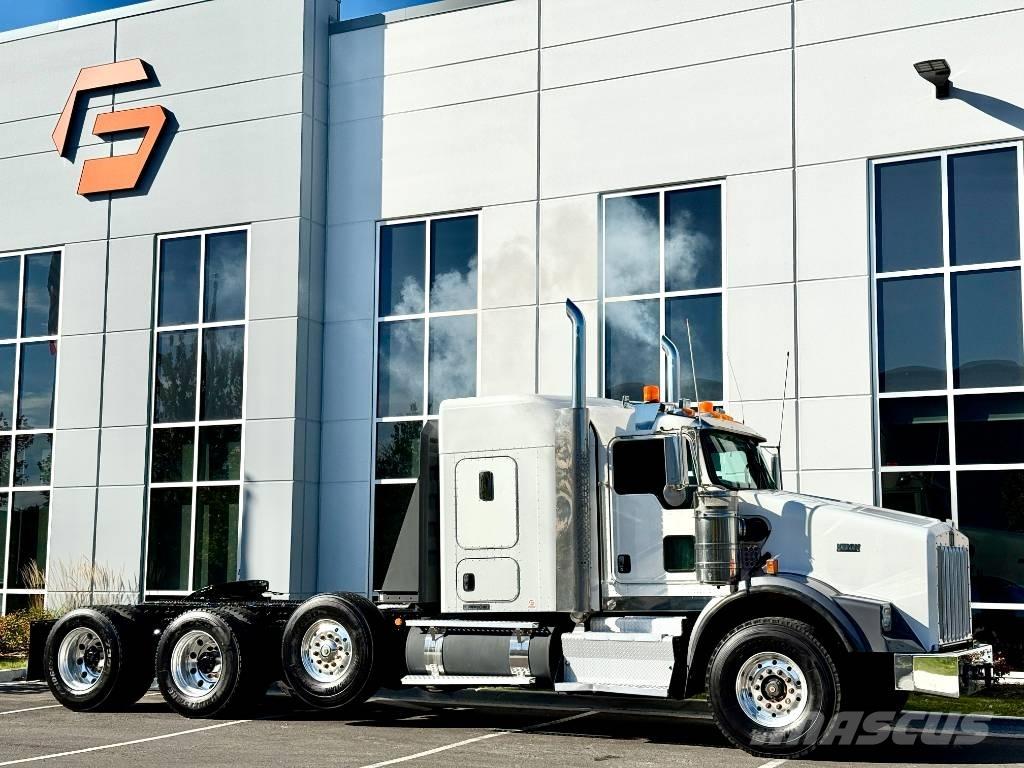 Kenworth T 800 Trekkers
