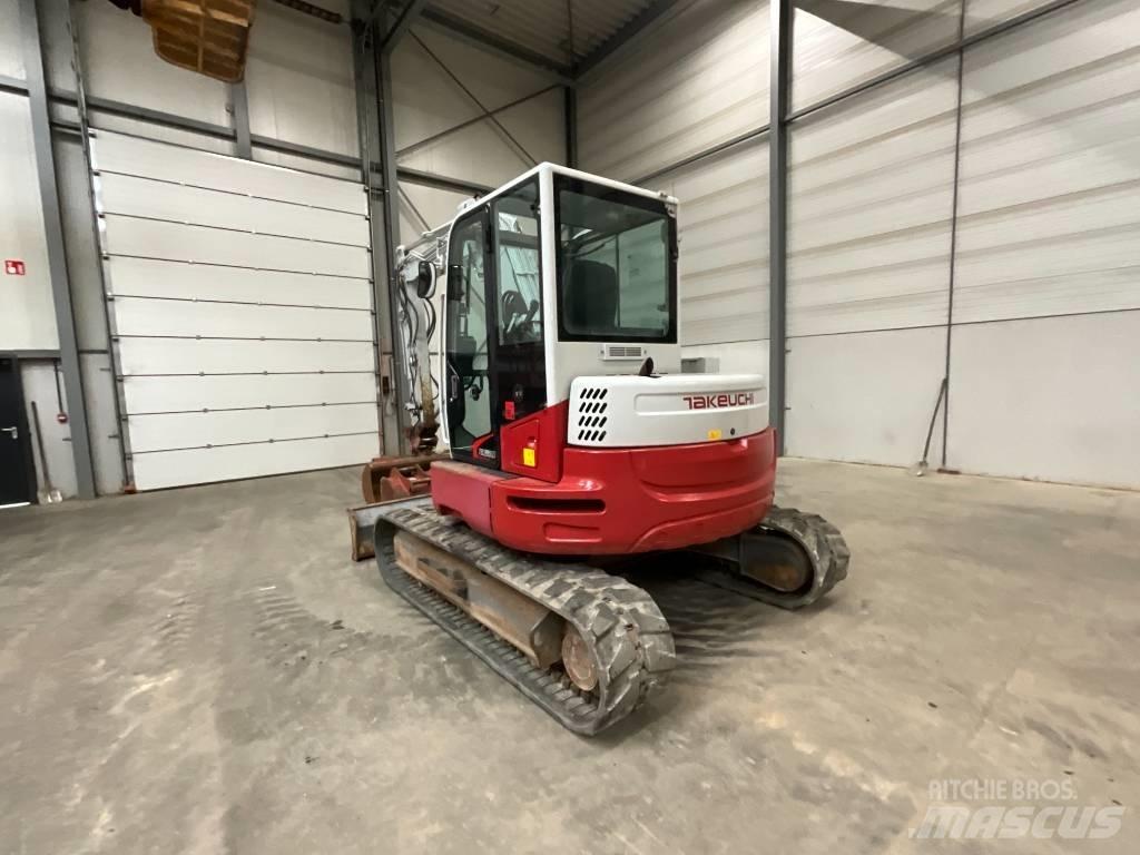 Takeuchi TB 280 FR Midigraafmachines 7t - 12t
