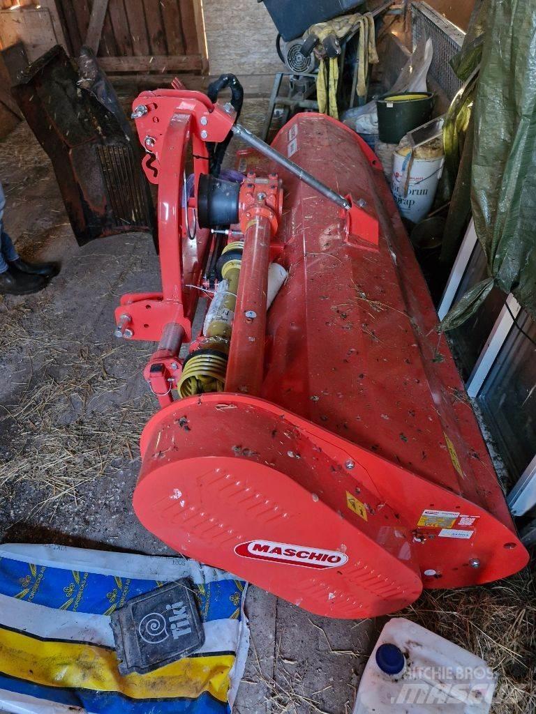 Maschio NY l250 Klepelmaaiers