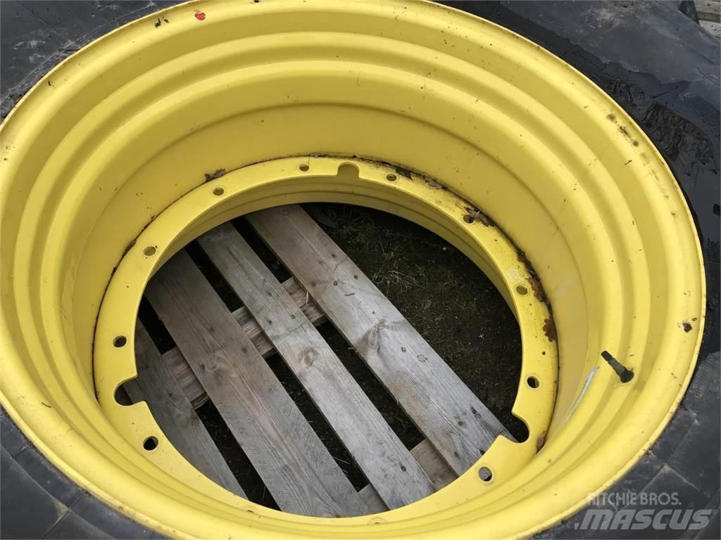 Michelin 650/85R38 Banden, wielen en velgen