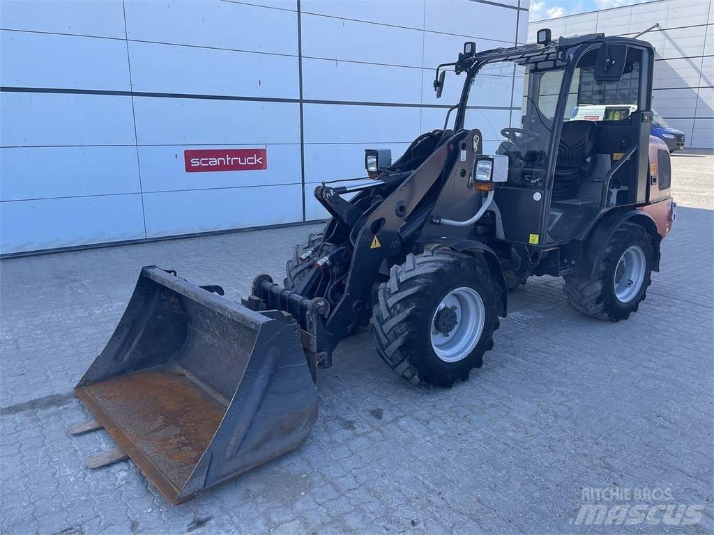 Weidemann 2070 Schrank- en knikladers