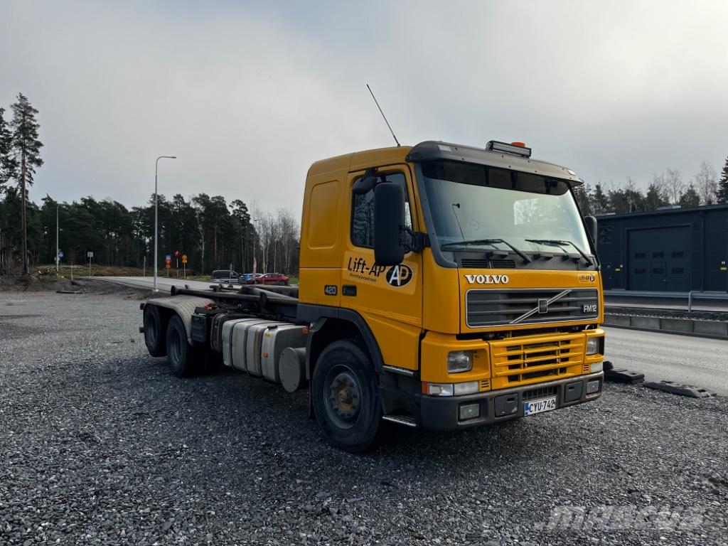 Volvo FM 12 420 Vrachtwagen met containersysteem