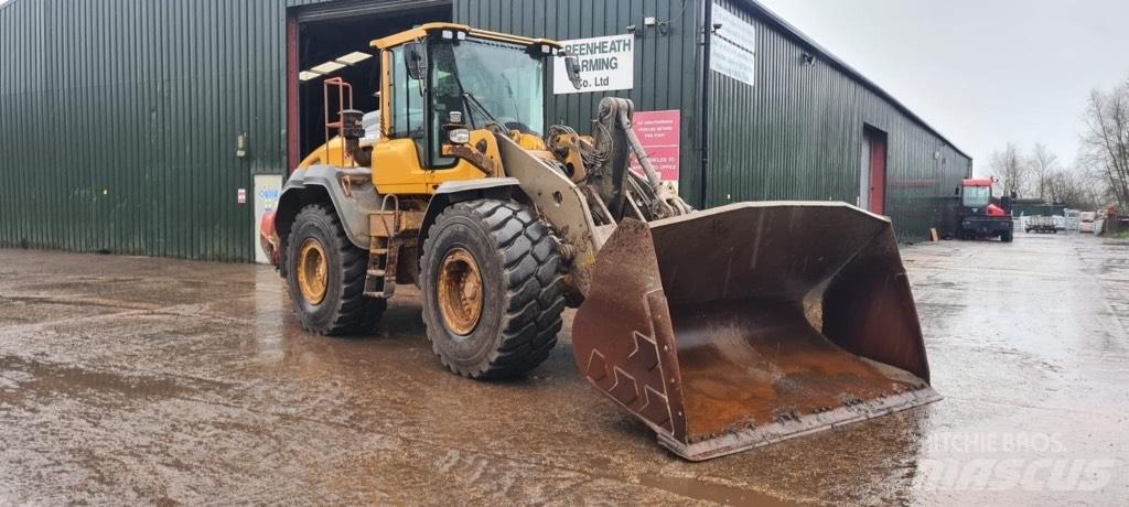 Volvo L 120 H Wielladers