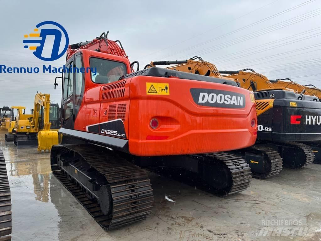 Doosan DX 225 LC-9C Rupsgraafmachines