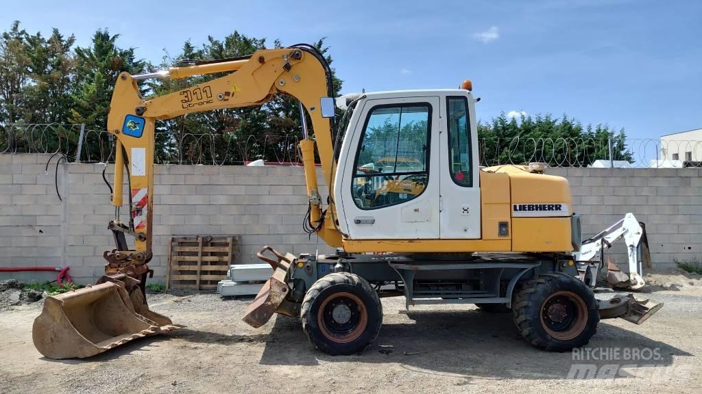 Liebherr A 311 Wielgraafmachines