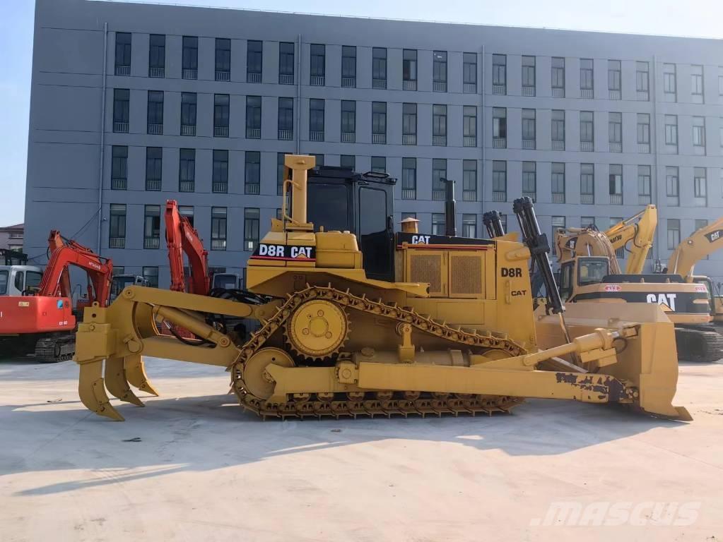 CAT D8R Rupsdozers