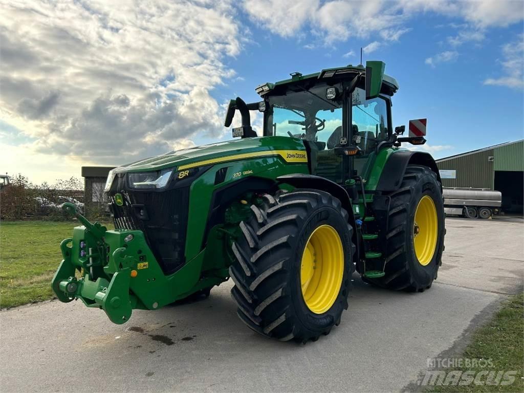 John Deere 8R370 Tractoren