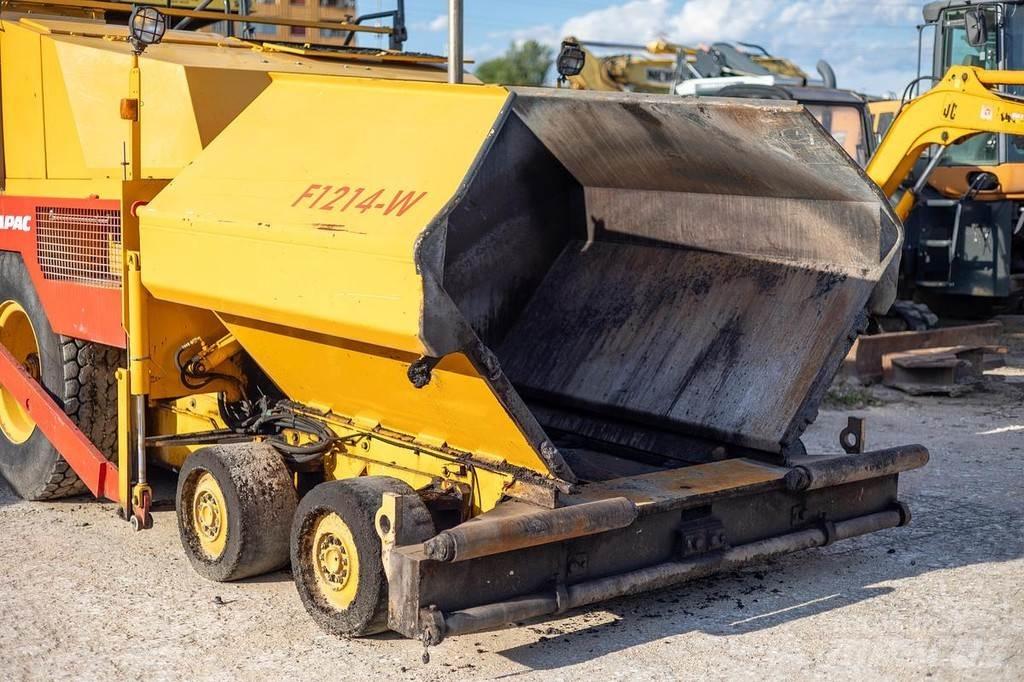 Dynapac F121-4W Asfaltafwerkmachines