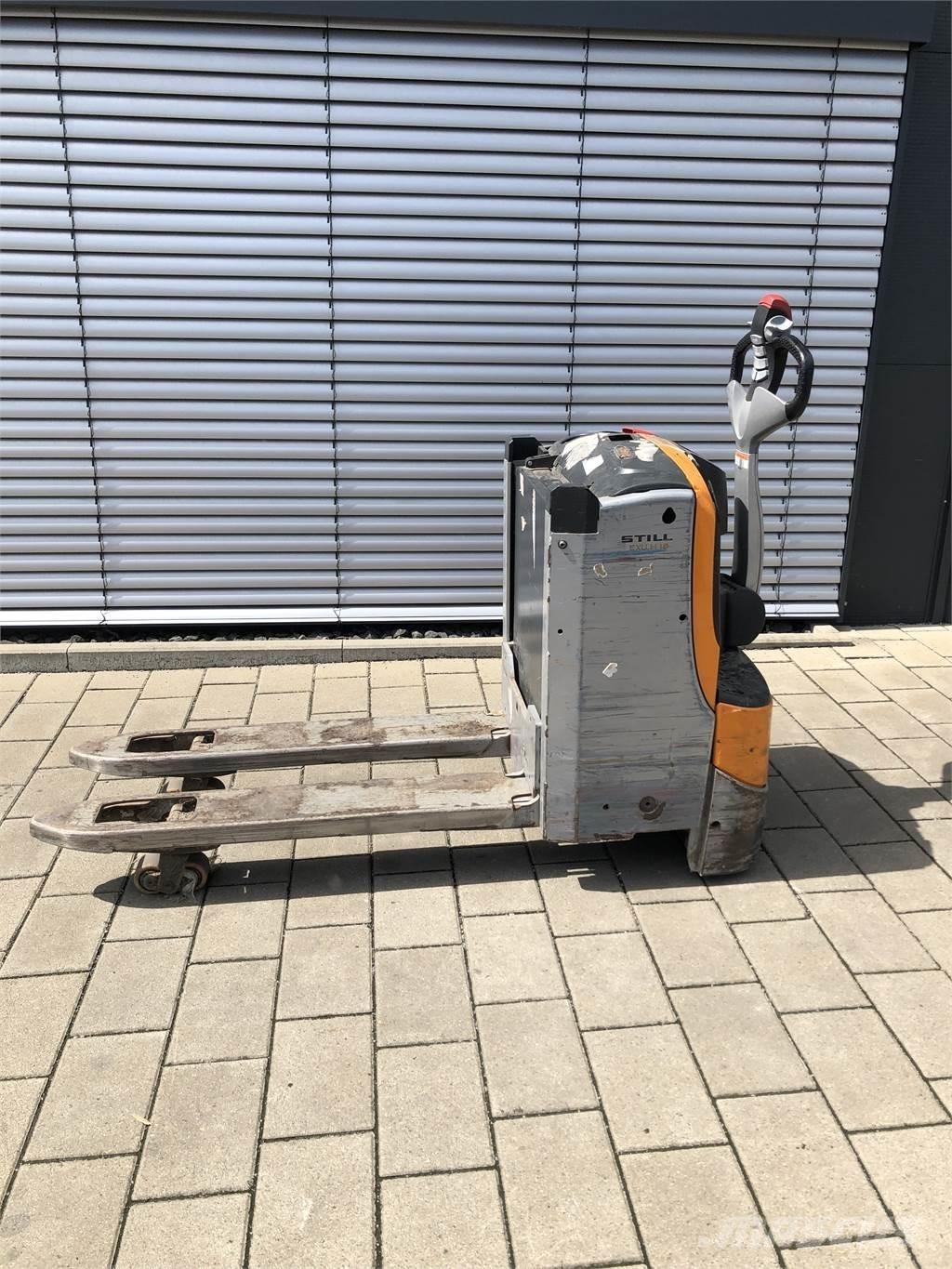 Still EXU-H 18 Meeloop stapelaar
