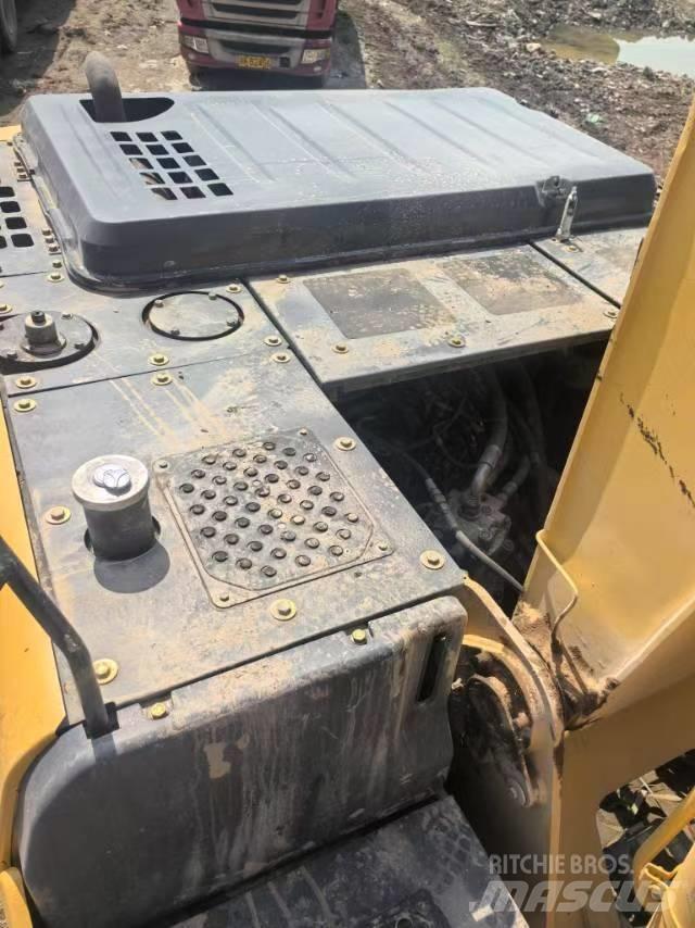 Sumitomo SH200-5 Rupsgraafmachines