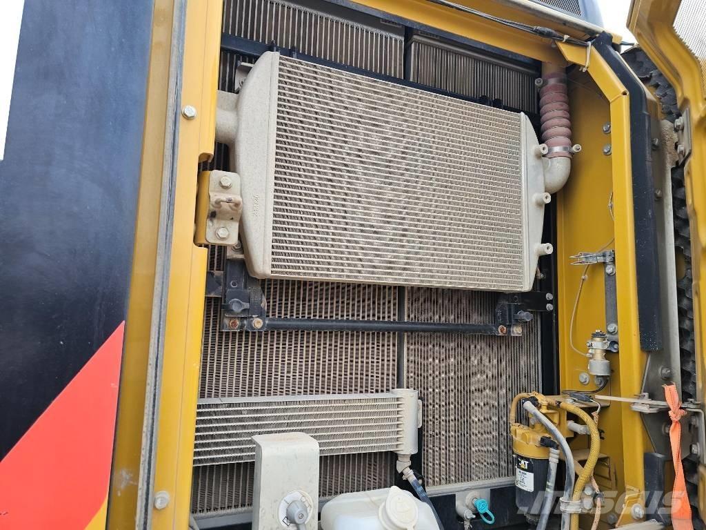 CAT 330FL Rupsgraafmachines