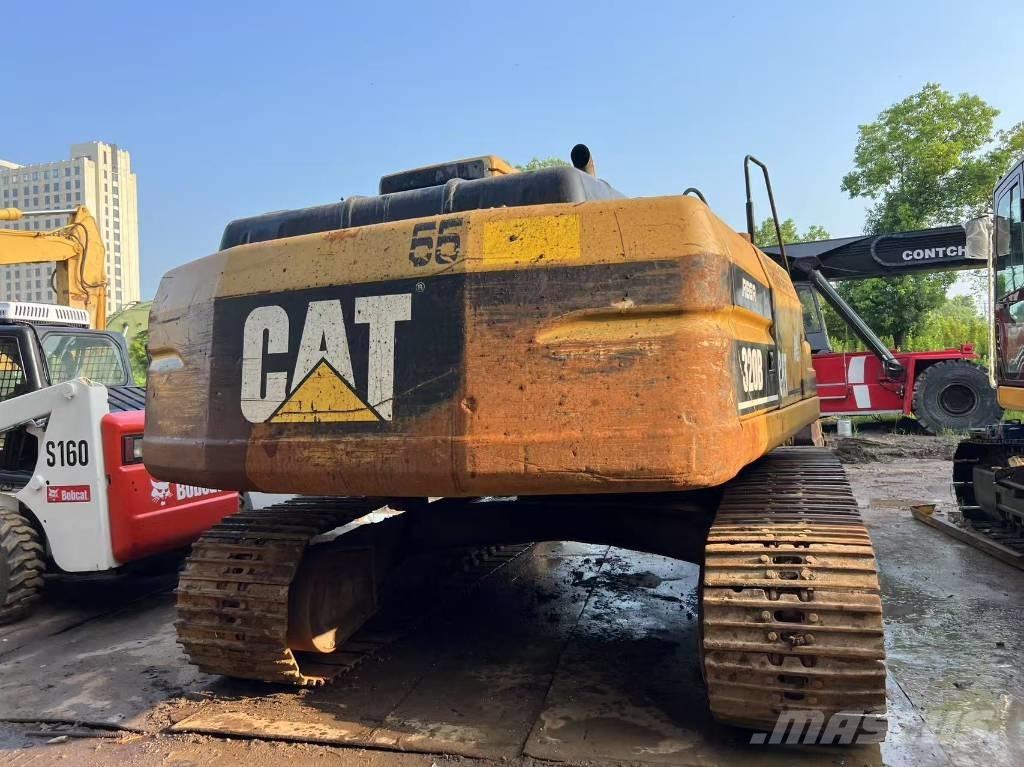 CAT 320 B L Rupsgraafmachines