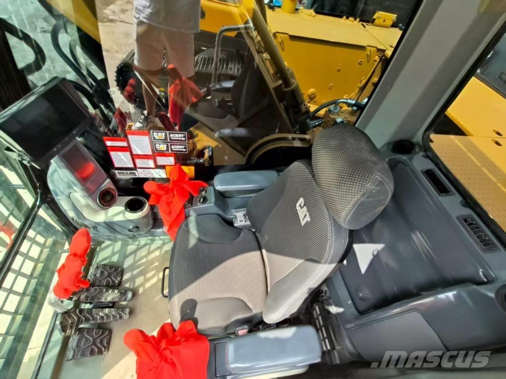CAT 340 D L Rupsgraafmachines