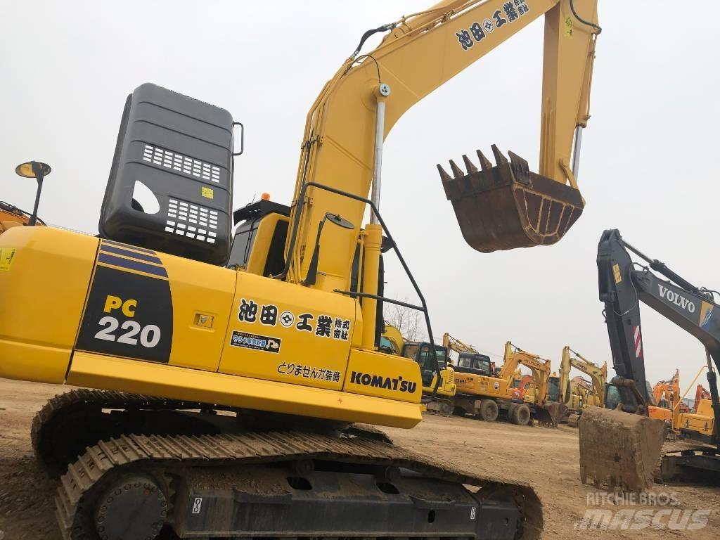 Komatsu 220-8 Rupsgraafmachines