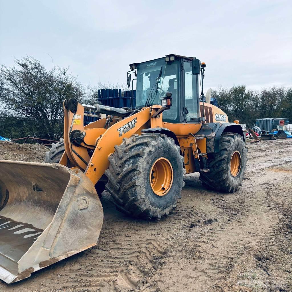 CASE 721 F Wielladers