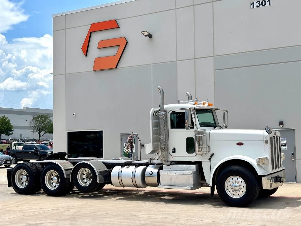 Peterbilt 388 Trekkers