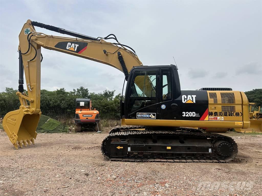 CAT 320 D L Rupsgraafmachines