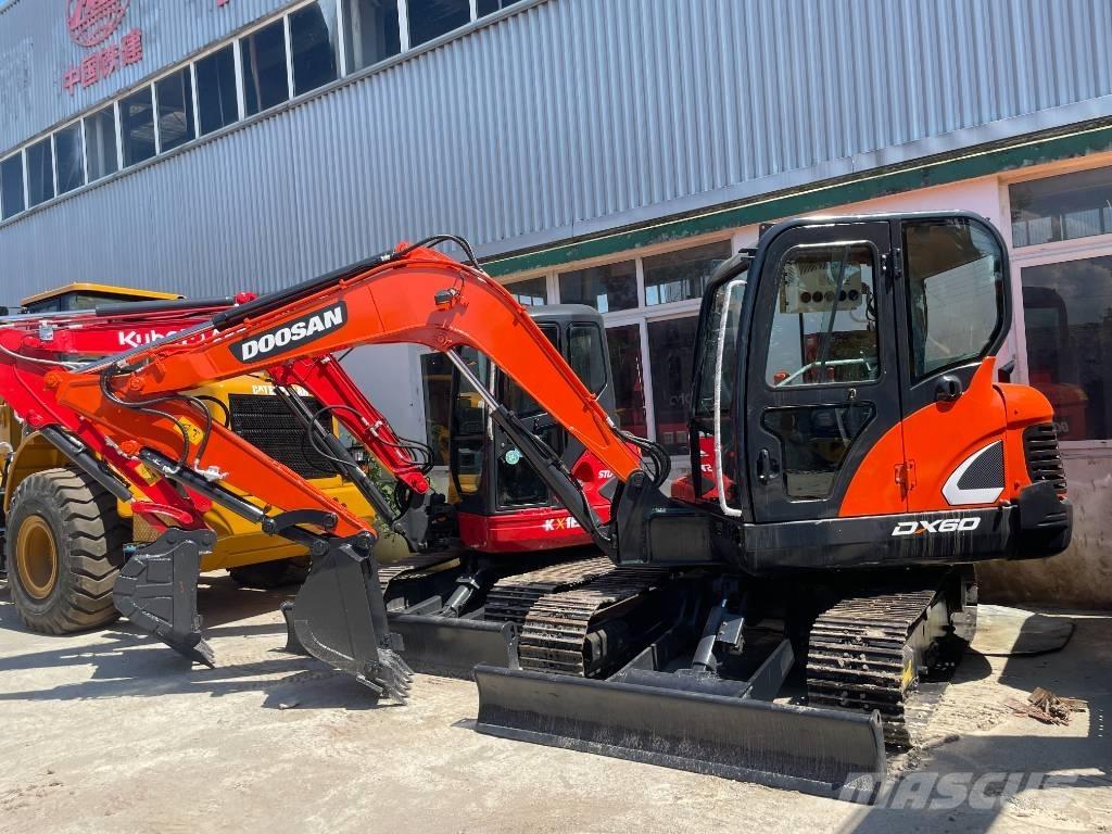 Doosan DX 60 Minigraafmachines < 7t