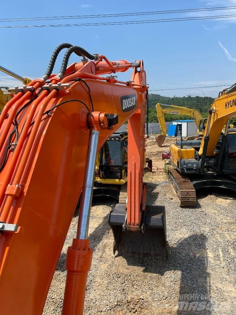 Doosan DX 260 Rupsgraafmachines