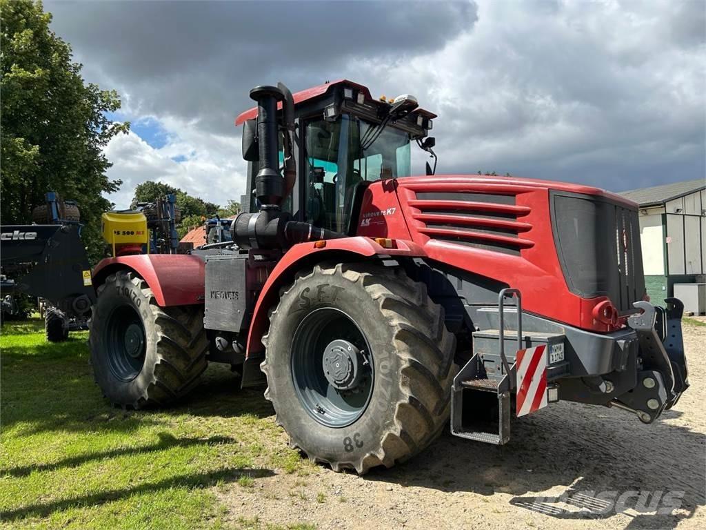 Kirovets K 743 Tractoren