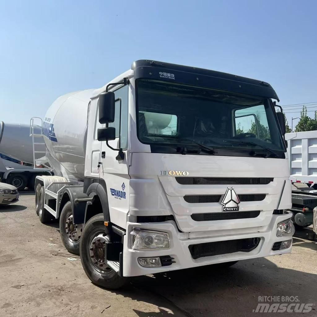 Howo 371 Betonmixers en pompen