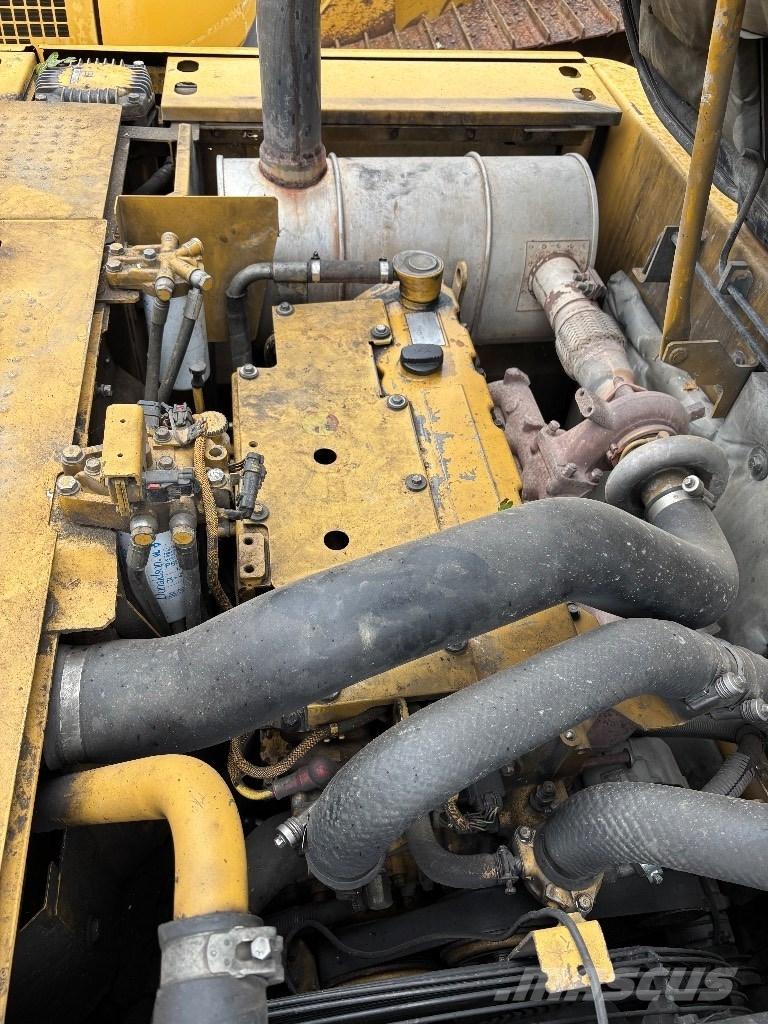 CAT 320 D L Rupsgraafmachines