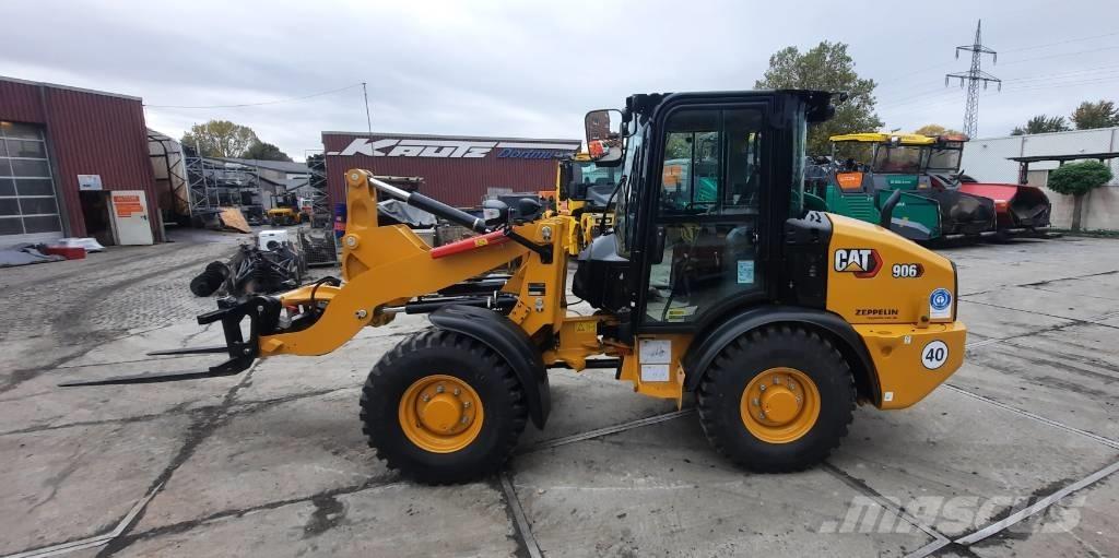 CAT 906 Wielladers