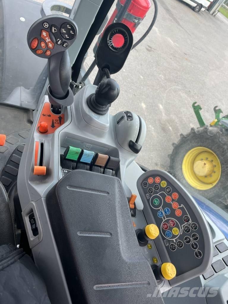New Holland T 7.315 Tractoren