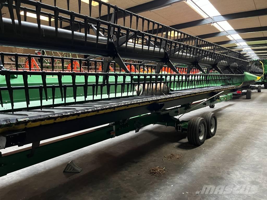 John Deere T670 Maaidorsmachines