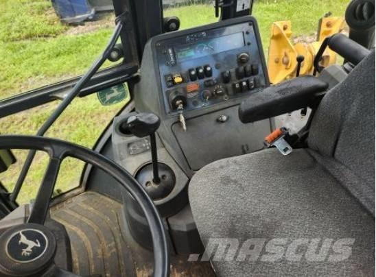 DEERE 310L EP Graaf-laadcombinaties
