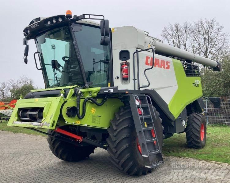 CLAAS TRION 530 Maaidorsmachines
