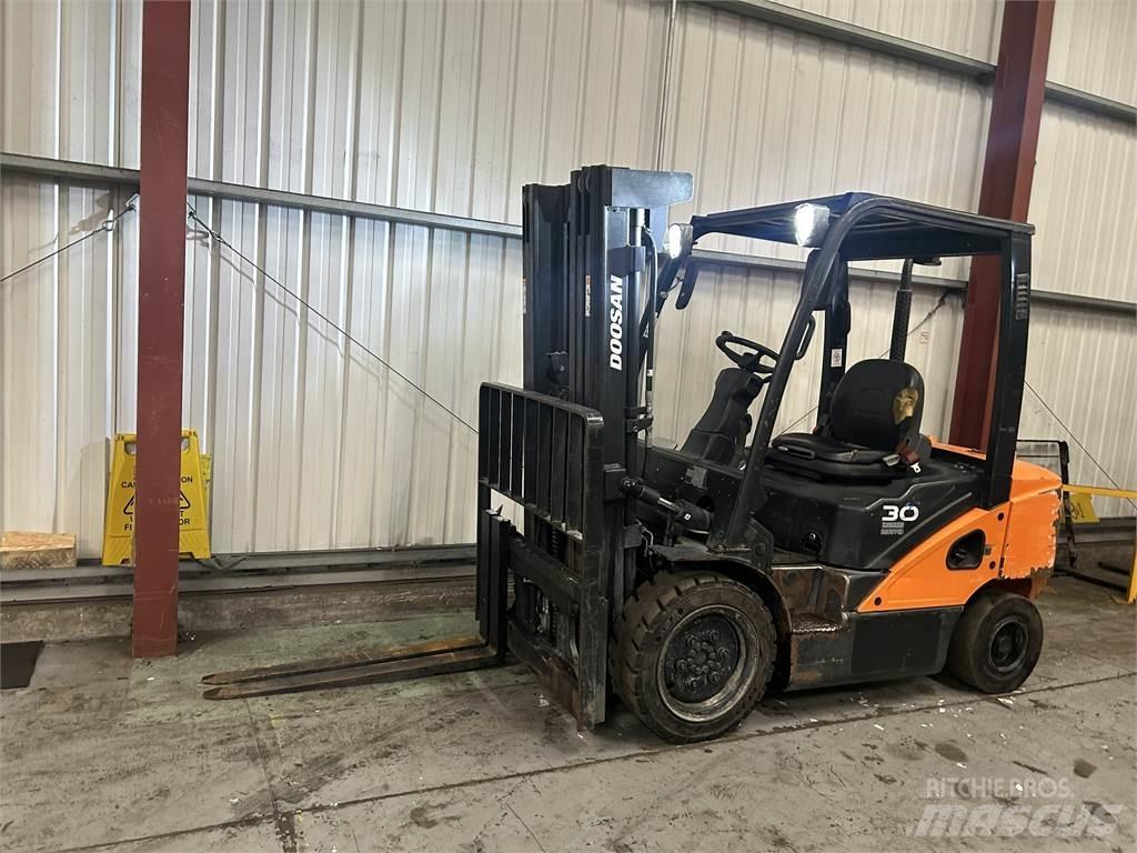Doosan D30S-5 Diesel heftrucks