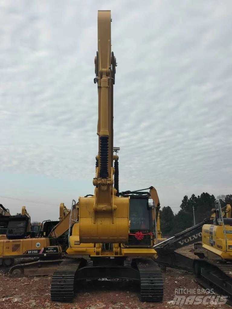 Komatsu PC 200-8 Rupsgraafmachines