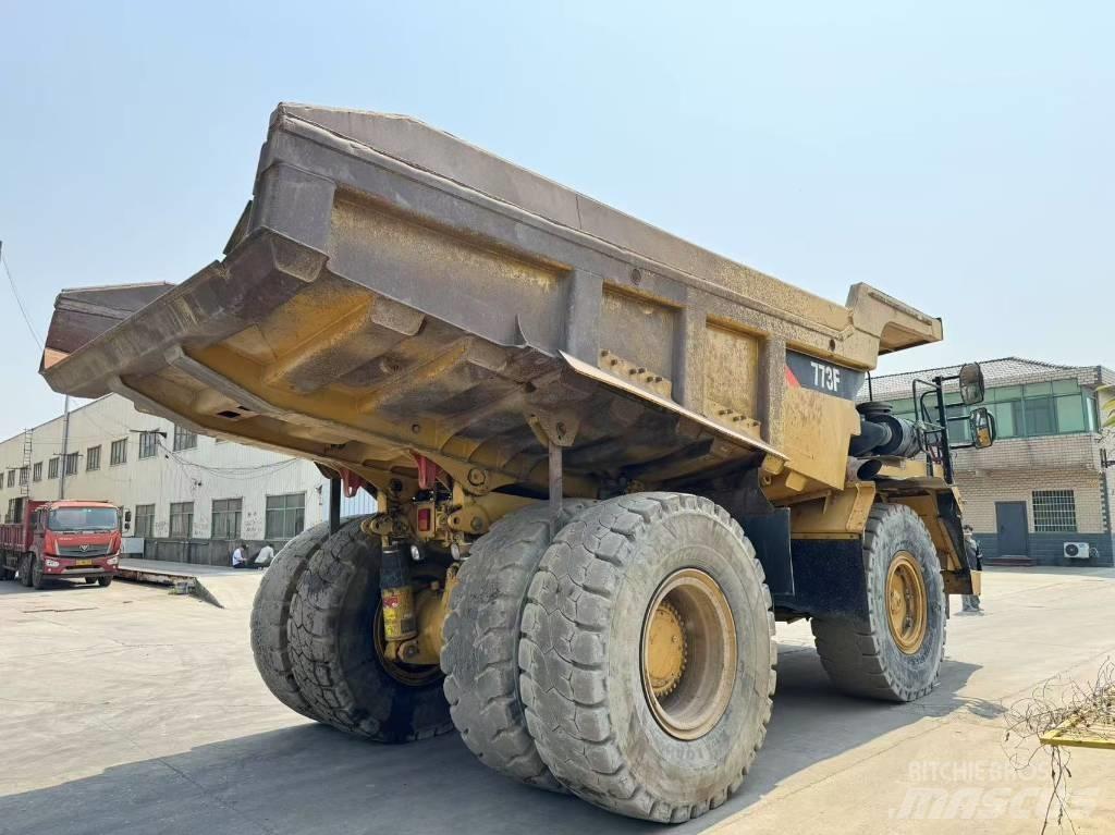 CAT 773 F Knik dumptrucks
