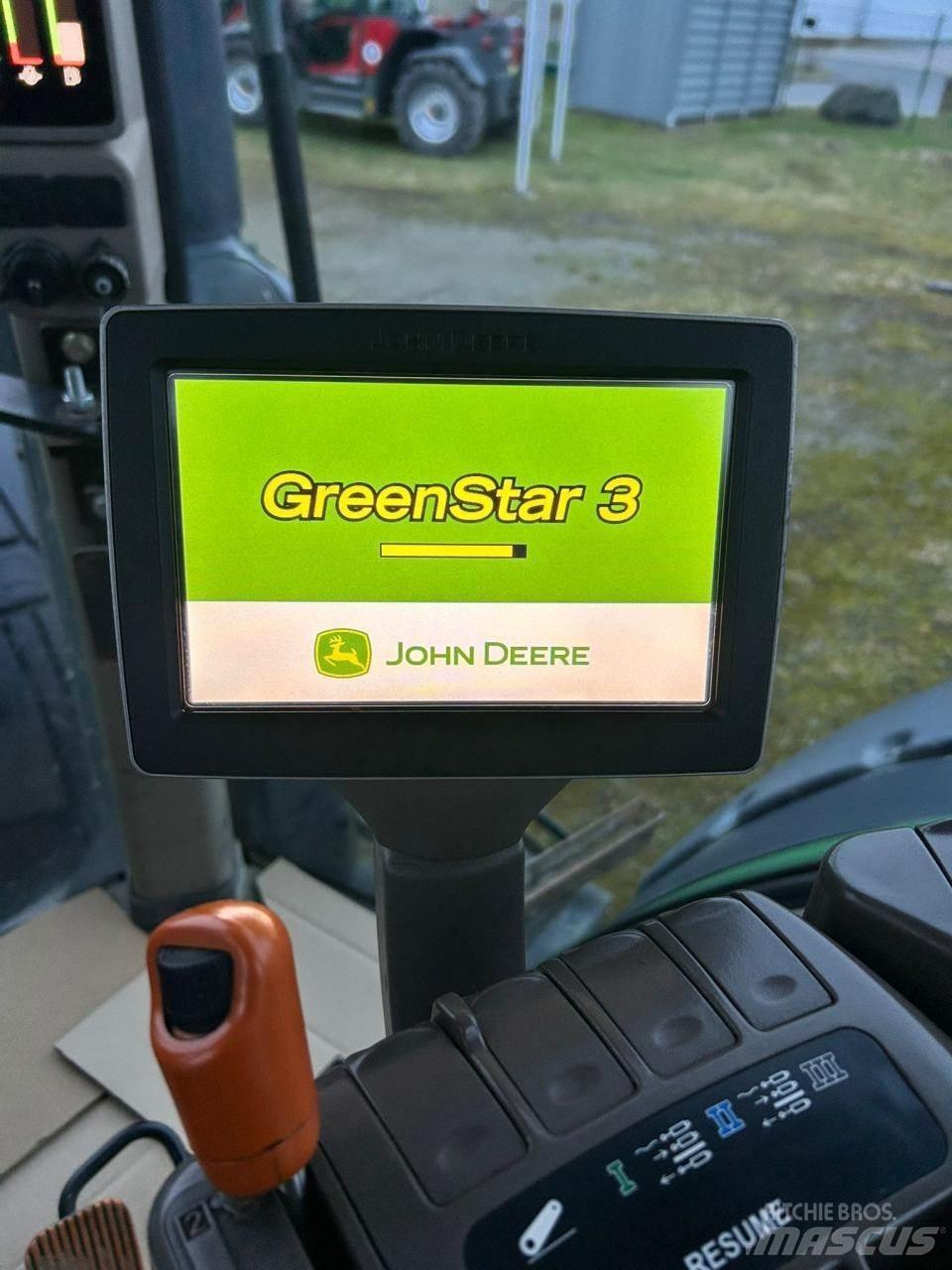 John Deere 8360 R Tractoren