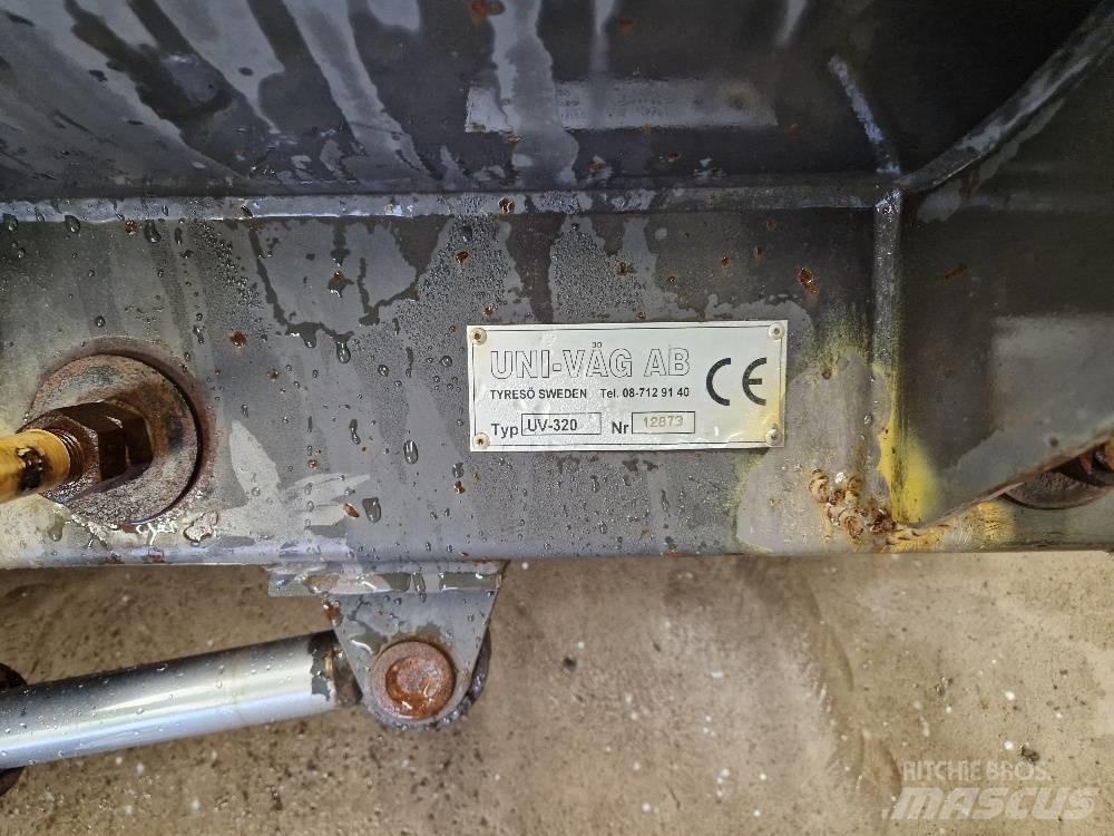 Uni-väg UV-320 StBM Sneeuwschuivers en -ploegen