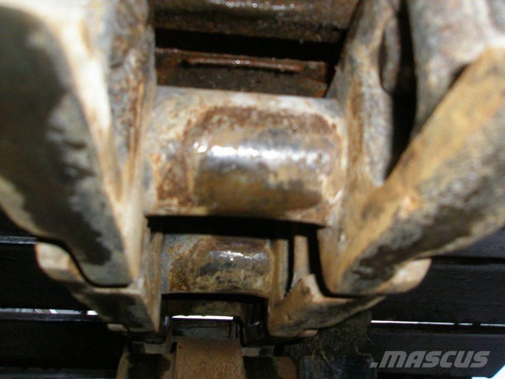 Kato HD512-3 Rupsgraafmachines
