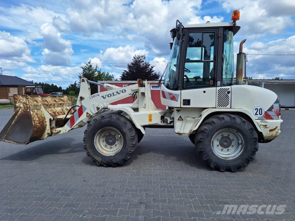 Volvo L 30 B Wielladers
