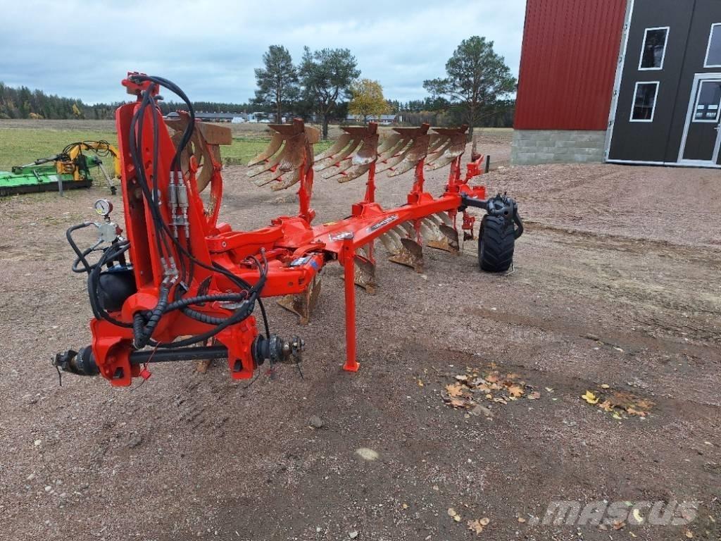 Kuhn Vari-Master 123 Wentelploegen