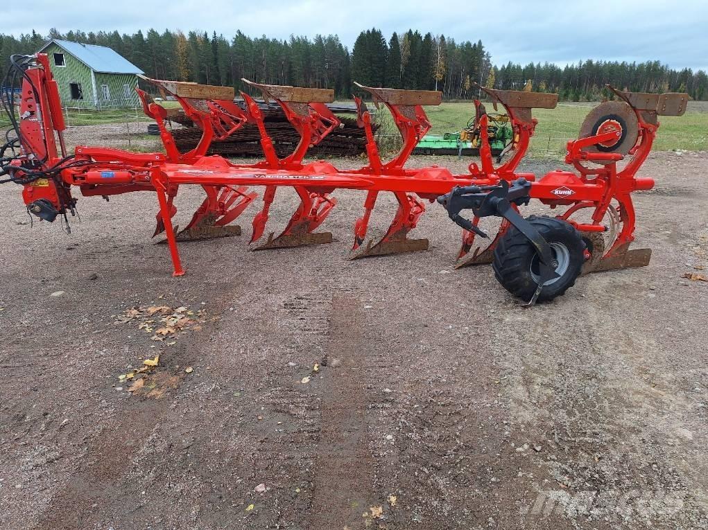 Kuhn Vari-Master 123 Wentelploegen