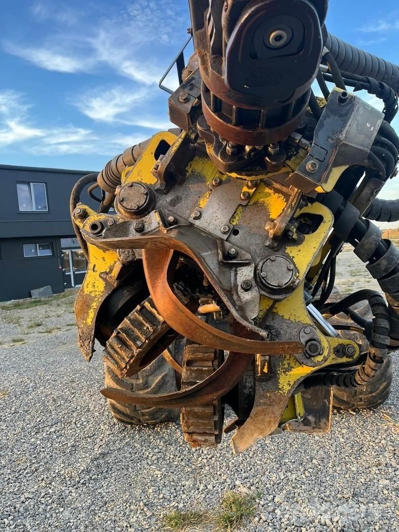 John Deere H414 Boomvelkoppen
