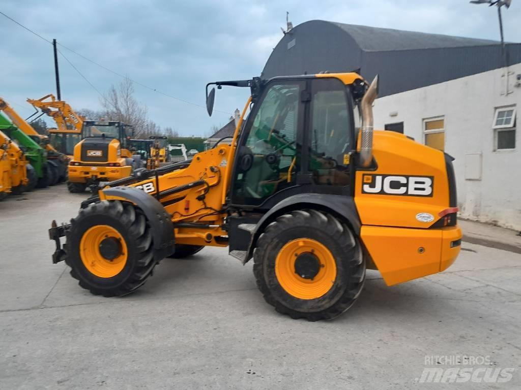 JCB TM 320 S Verreikers voor landbouw